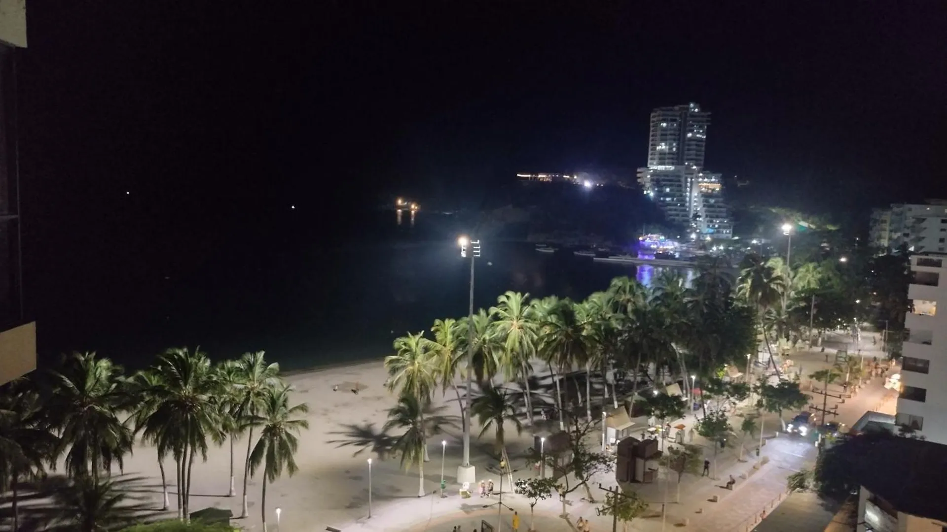 Apartamento 10c Edf.Playa Santa Marta